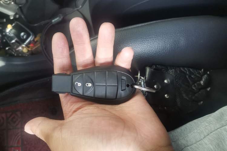 Used Dodge Journey 2010 2.7 Vehicle Key
