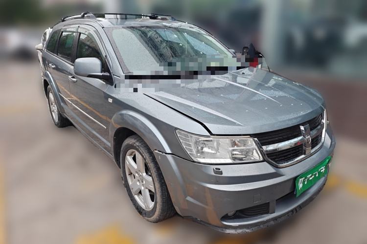 Used Dodge Journey 2010 2.7 Front Right 45 Deg