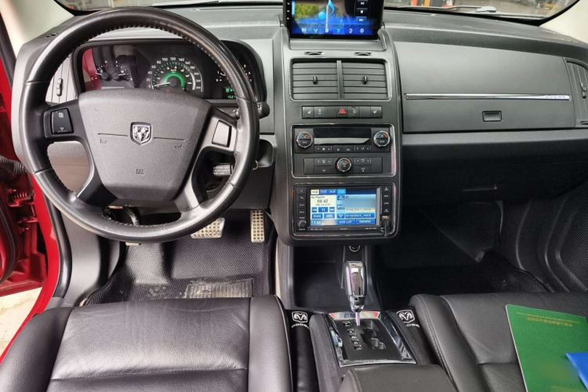 Used Dodge Journey 2010 2.7 Center Console