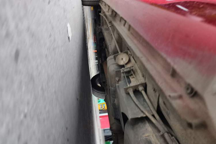 Used Dodge Journey 2010 2.7 Chassis Rear Left