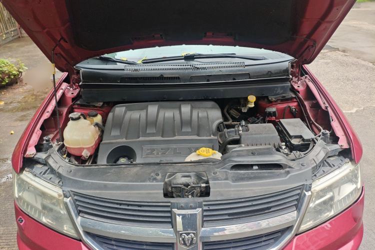 Used Dodge Journey 2010 2.7 Engine Bay