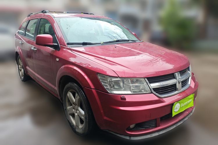 Used Dodge Journey 2010 2.7 Front Right 45 Deg
