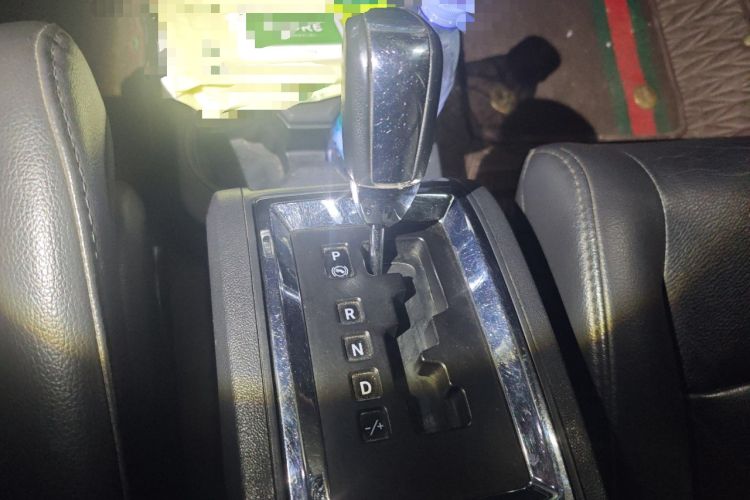 Used Dodge Journey 2010 2.7 Gear Lever