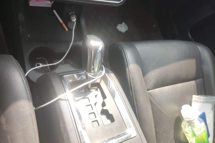 Used Dodge Journey 2010 2.7 Gear Lever