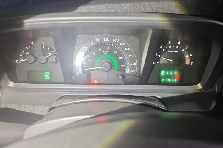 Used Dodge Journey 2010 2.7 Instrument Cluster