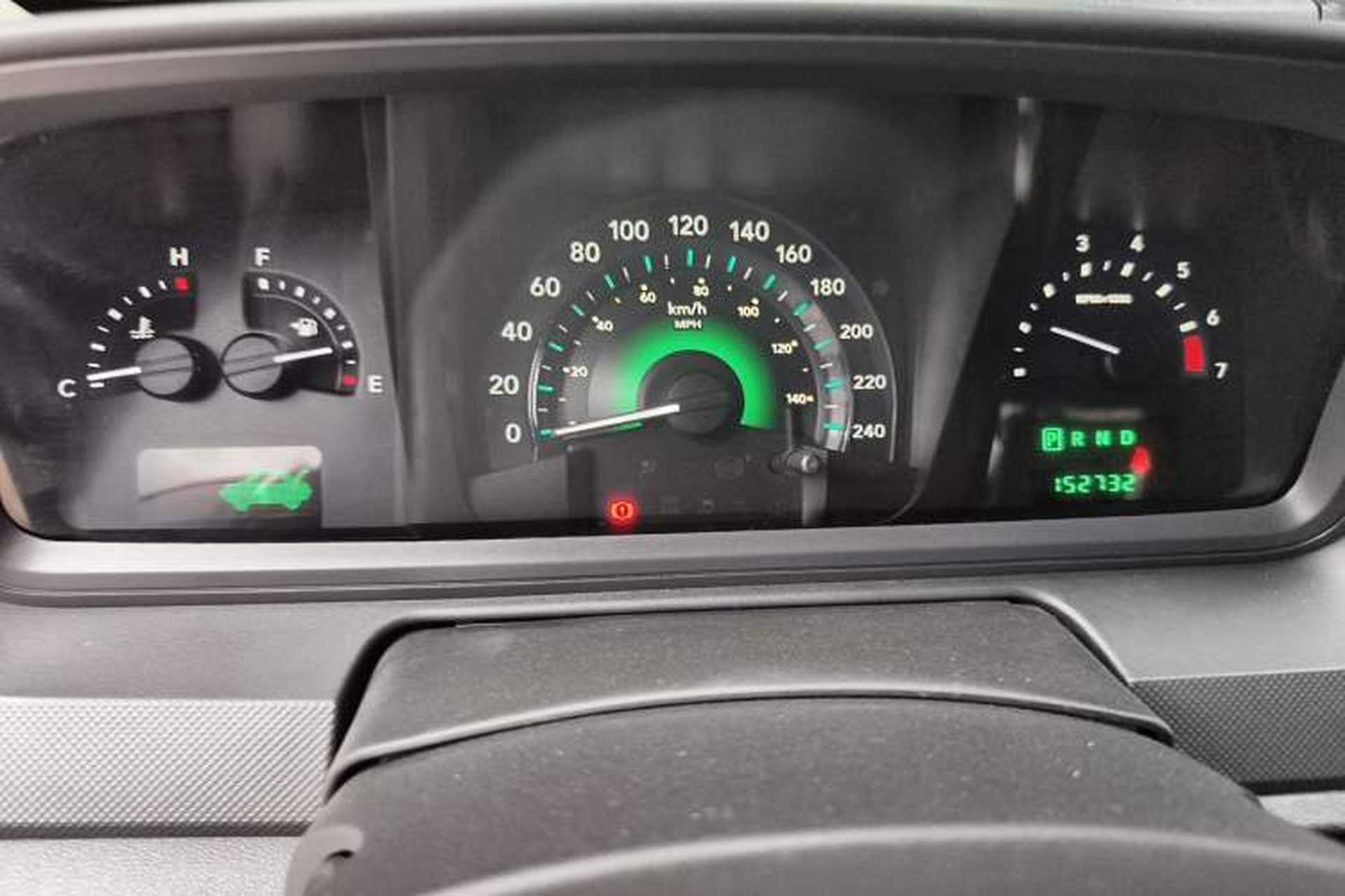 Used Dodge Journey 2010 2.7 Instrument Cluster