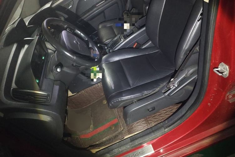 Used Dodge Journey 2010 2.7 Left Front Seat
