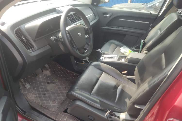 Used Dodge Journey 2010 2.7 Left Front Seat