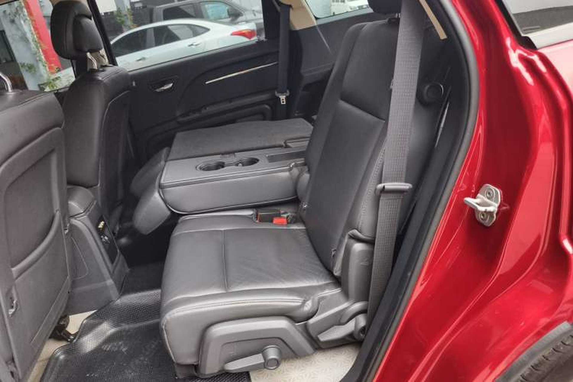 Used Dodge Journey 2010 2.7 Left Rear Seat