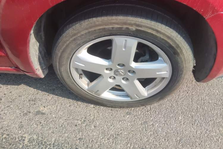 Used Dodge Journey 2010 2.7 Right Front Wheel Hub