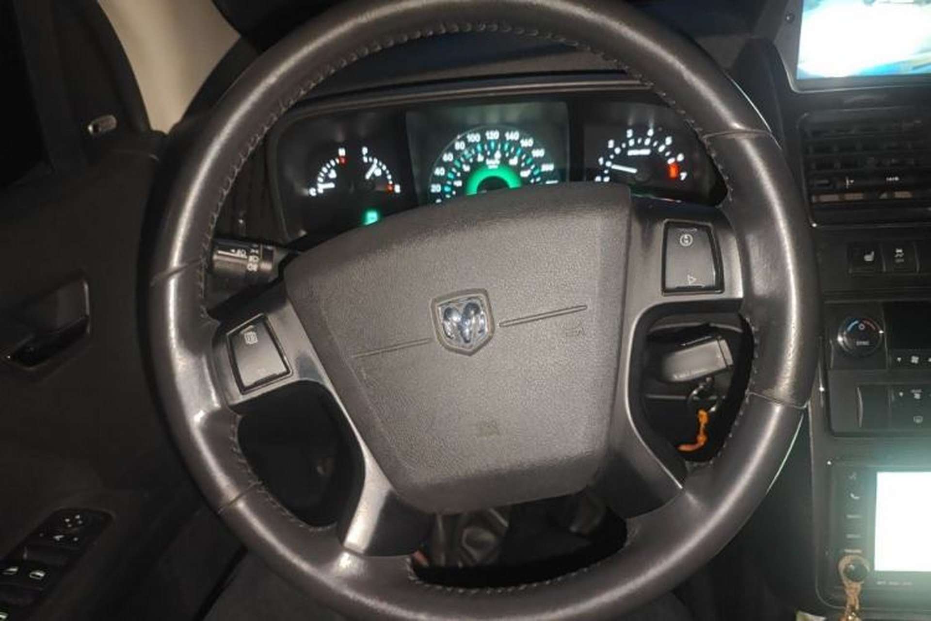 Used Dodge Journey 2010 2.7 Steering Wheel