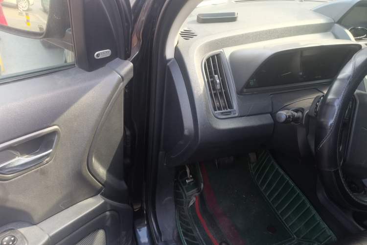 Used Dodge Journey 2011 2.7 Luxury Navigation Edition Driver Seat