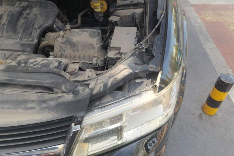 Used Dodge Journey 2011 2.7 Luxury Navigation Edition Engine Bay Left