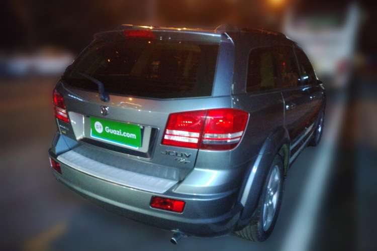 Used Dodge Journey 2011 2.7 Luxury Navigation Edition Rear Right 45 Deg