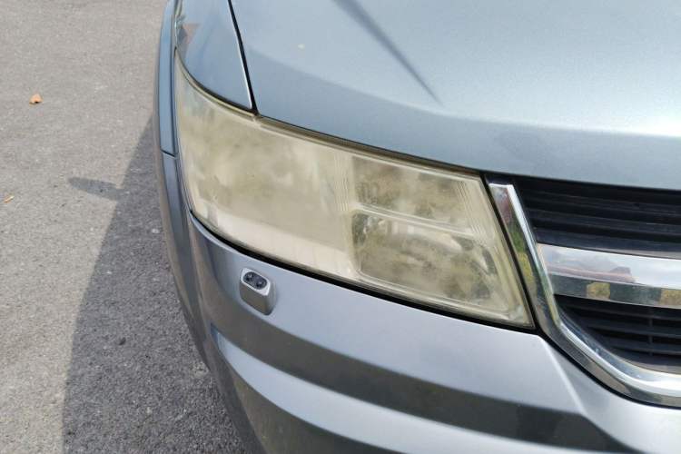 Used Dodge Journey 2011 2.7 Luxury Navigation Edition Right Front Headlight