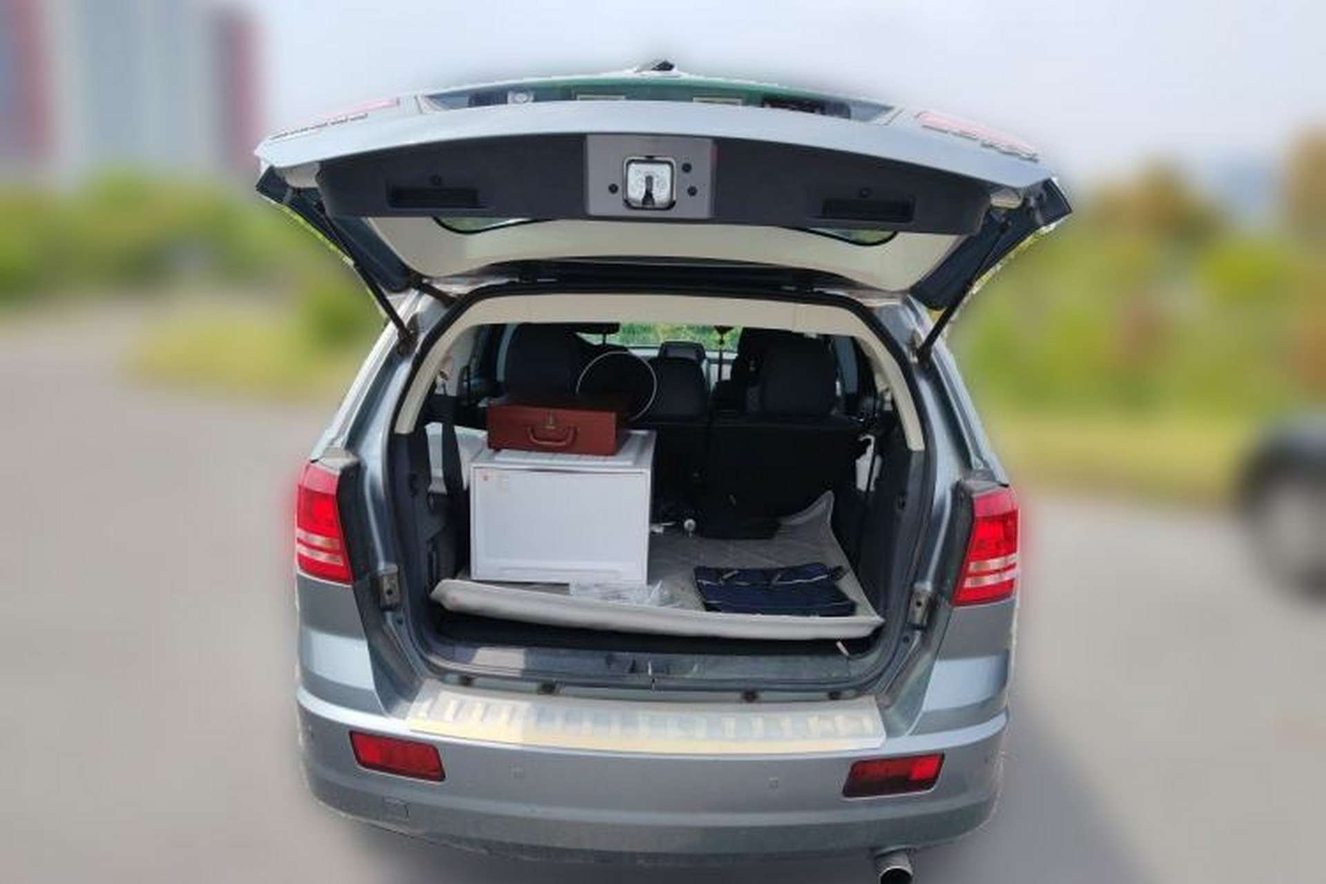 Used Dodge Journey 2011 2.7 Luxury Navigation Edition Trunk