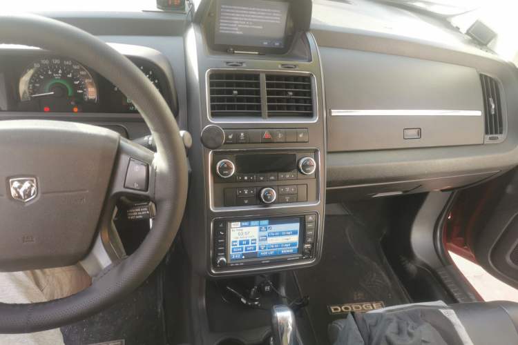 Used Dodge Journey 2011 2.7 Luxury Navigation Edition Audio And AC Panel