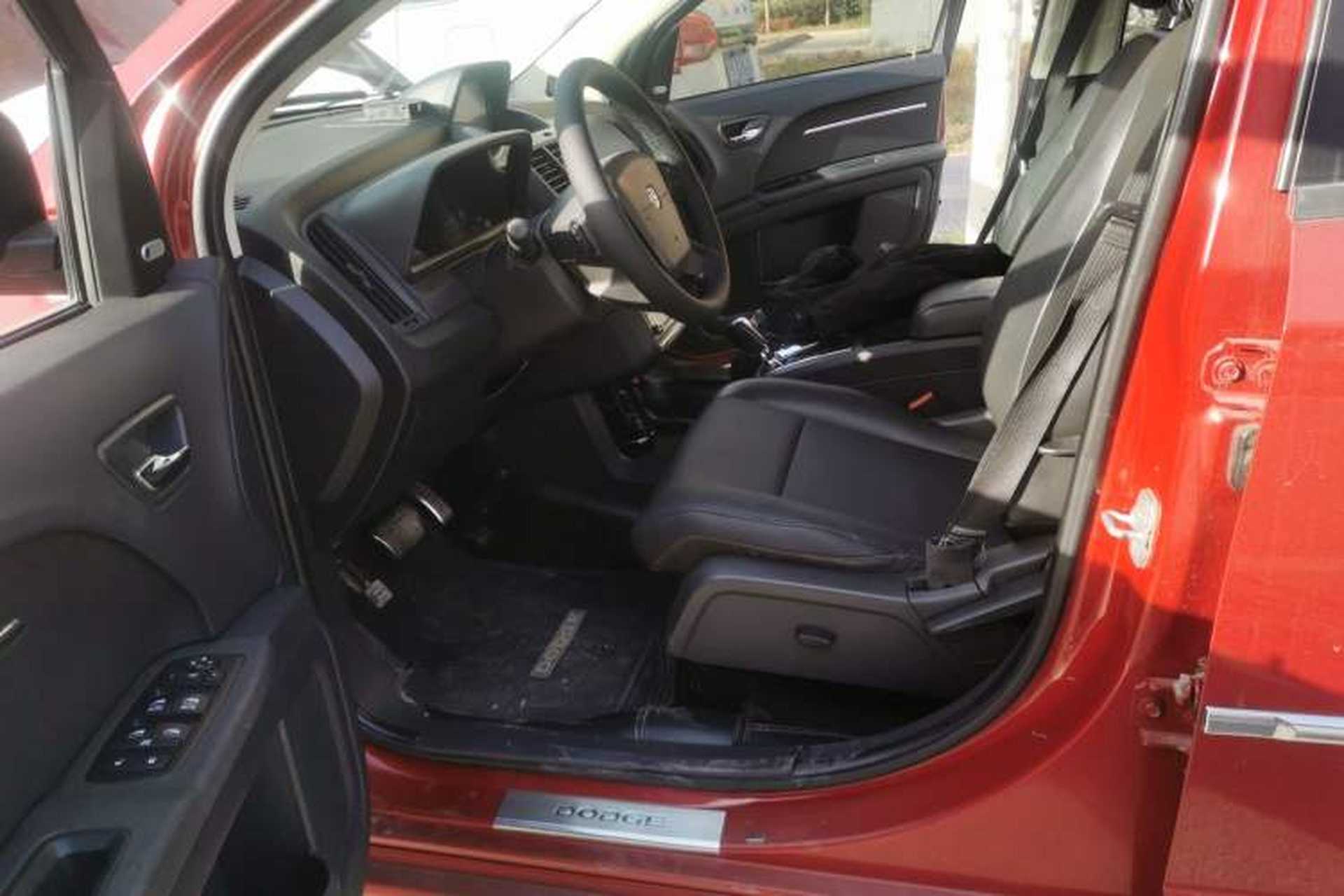 Used Dodge Journey 2011 2.7 Luxury Navigation Edition Driver Seat