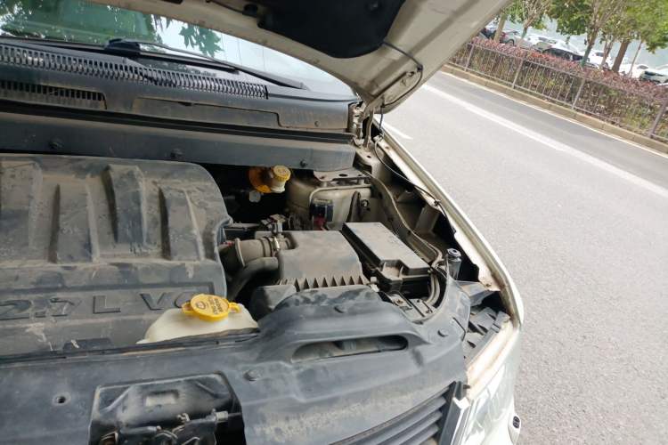 Used Dodge Journey 2011 2.7 Luxury Navigation Edition Engine Bay Left