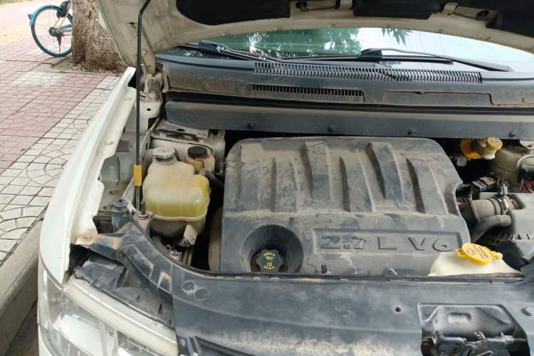 Used Dodge Journey 2011 2.7 Luxury Navigation Edition Engine Bay Right