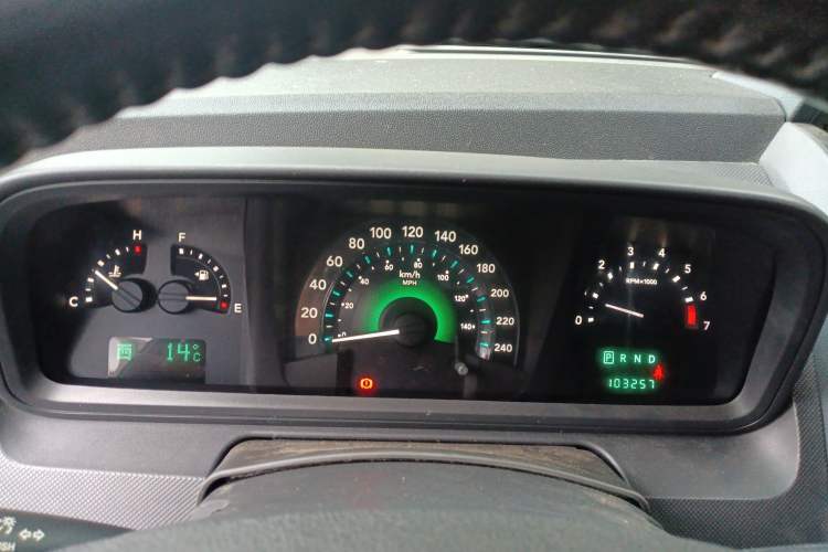 Used Dodge Journey 2011 2.7 Luxury Navigation Edition Instrument Cluster