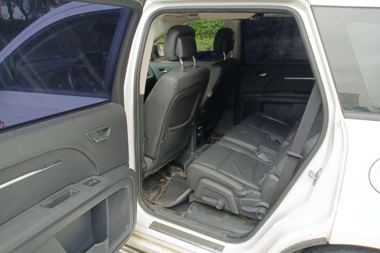 Used Dodge Journey 2011 2.7 Luxury Navigation Edition Left Rear Seat