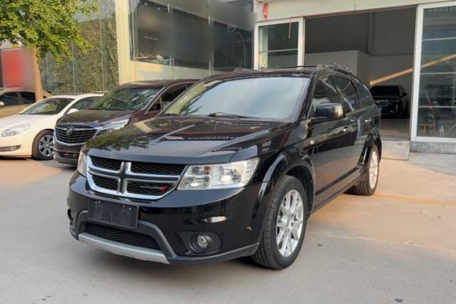 Used Dodge Journey 2013 2.4L Two-Wheel Drive Luxury Version