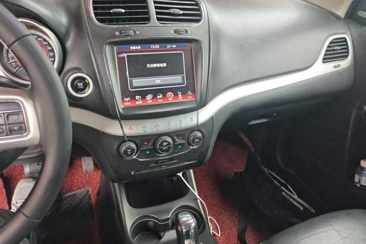 Used Dodge Journey 2013 2.4L Two-Wheel Drive Luxury Version Audio And AC Panel
