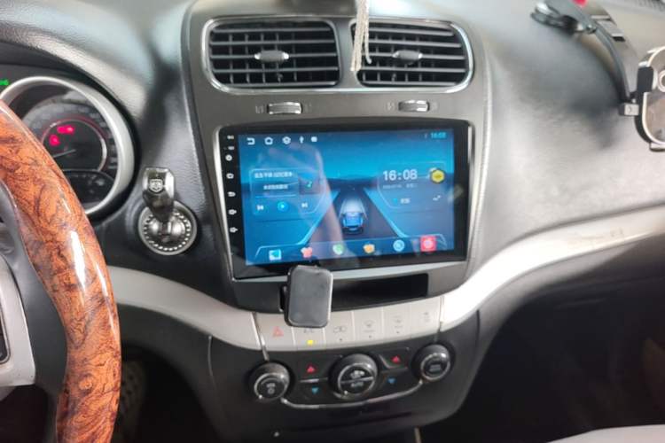 Used Dodge Journey 2013 2.4L Two-Wheel-Drive Smart Edition Audio And AC Panel