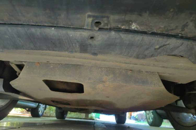 Used Dodge Journey 2013 2.4L Two-Wheel Drive Luxury Version Chassis Front