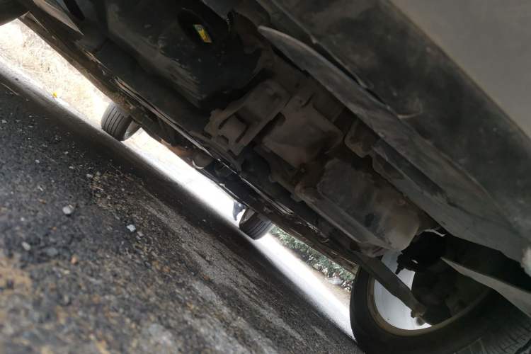 Used Dodge Journey 2013 2.4L Two-Wheel Drive Luxury Version Chassis Front