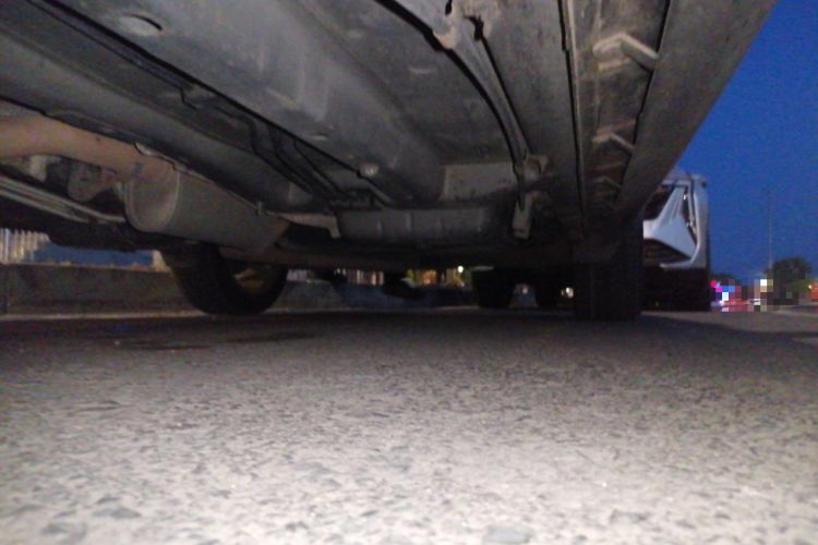 Used Dodge Journey 2013 2.4L Two-Wheel Drive Luxury Version Chassis Front Left