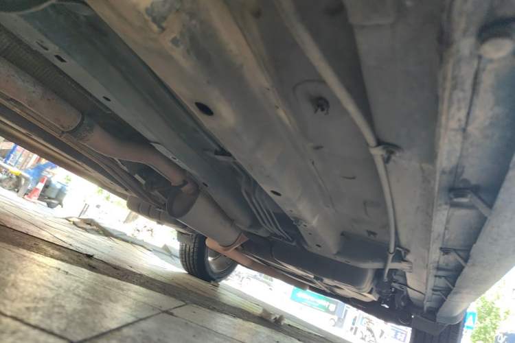 Used Dodge Journey 2013 2.4L Two-Wheel Drive Luxury Version Chassis Front Left