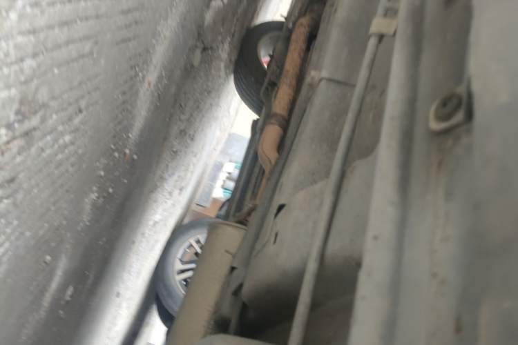 Used Dodge Journey 2013 2.4L Two-Wheel-Drive Smart Edition Chassis Front Left
