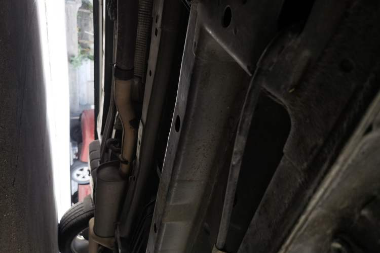 Used Dodge Journey 2013 2.4L Two-Wheel Drive Luxury Version Chassis Front Left