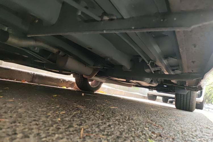Used Dodge Journey 2013 2.4L Two-Wheel Drive Luxury Version Chassis Front Left