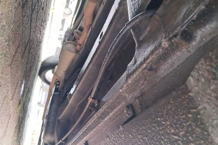 Used Dodge Journey 2013 2.4L Two-Wheel Drive Luxury Version Chassis Front Left
