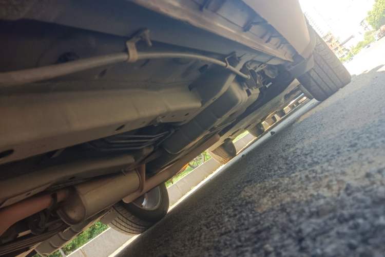 Used Dodge Journey 2013 2.4L Two-Wheel Drive Luxury Version Chassis Front Left
