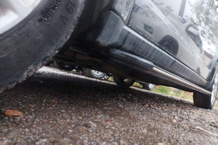 Used Dodge Journey 2013 2.4L Two-Wheel Drive Luxury Version Chassis Front Left