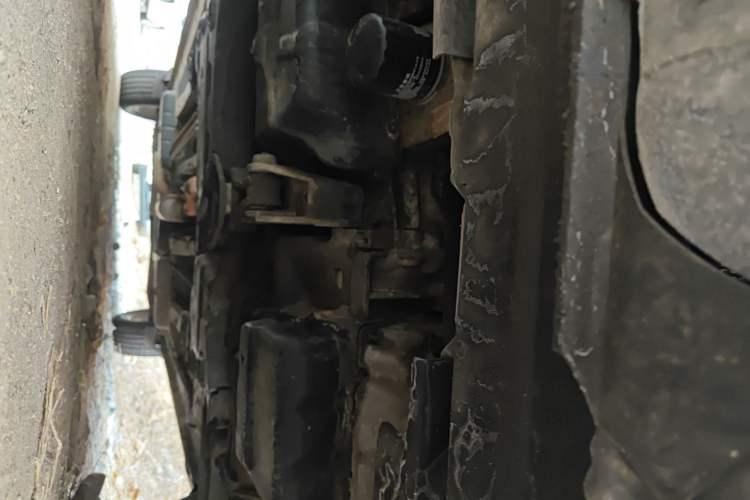 Used Dodge Journey 2013 2.4L Two-Wheel Drive Luxury Version Chassis Front
