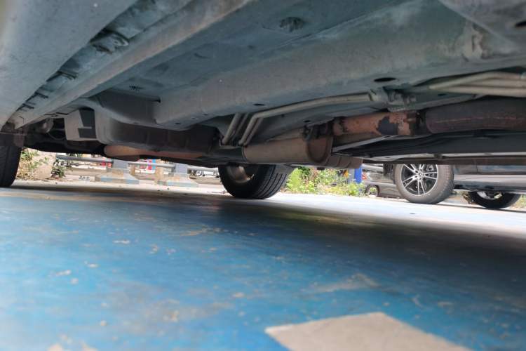 Used Dodge Journey 2013 2.4L Two-Wheel Drive Luxury Version Chassis Front Right