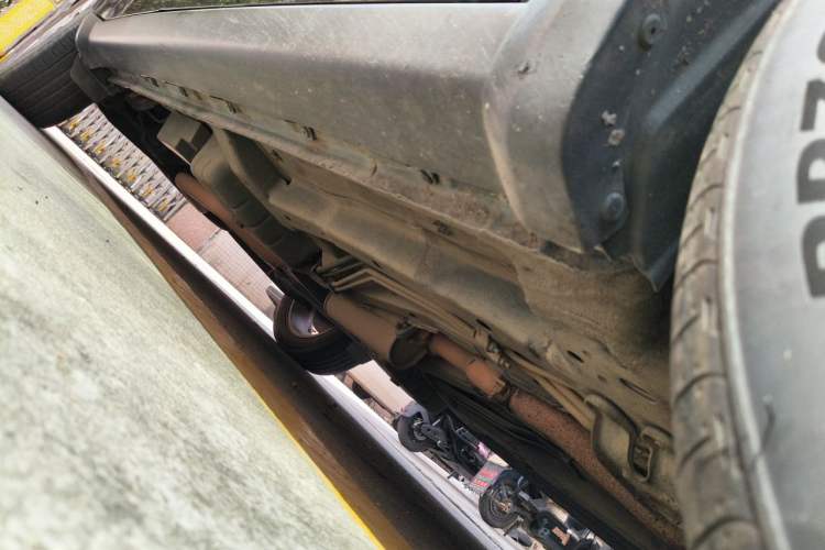 Used Dodge Journey 2013 2.4L Two-Wheel Drive Luxury Version Chassis Front Right