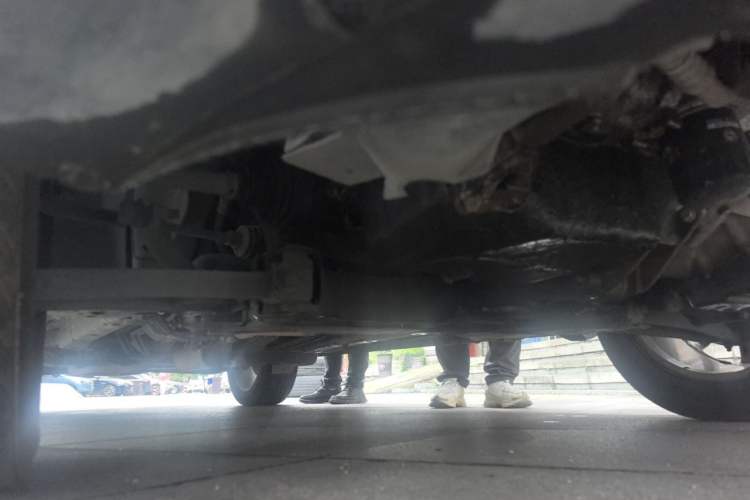 Used Dodge Journey 2013 2.4L Two-Wheel Drive Luxury Version Chassis Front Right