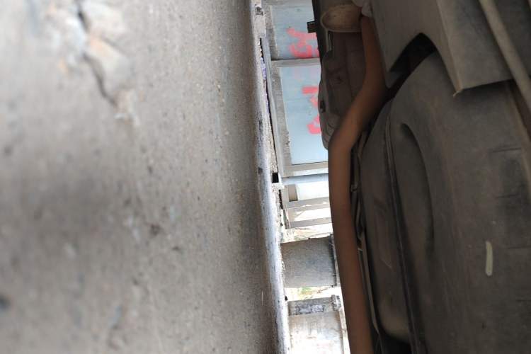 Used Dodge Journey 2013 2.4L Two-Wheel Drive Luxury Version Chassis Front Right
