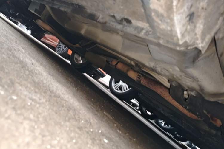 Used Dodge Journey 2013 2.4L Two-Wheel Drive Luxury Version Chassis Front Right