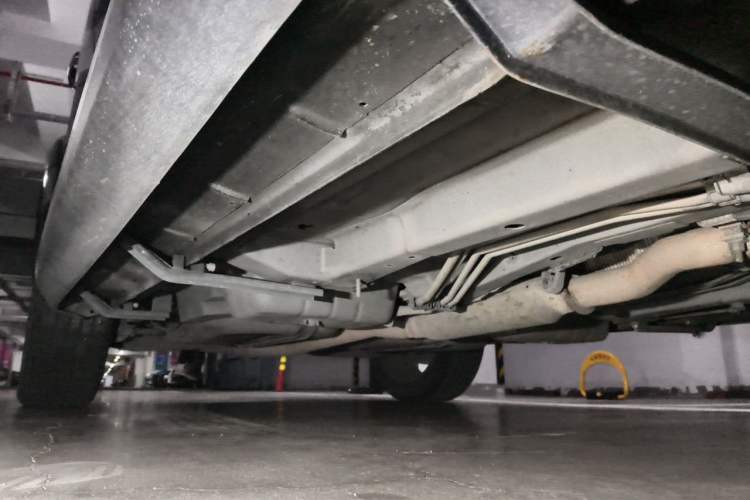 Used Dodge Journey 2013 3.6L Four-Wheel Drive Flagship Edition Chassis Front Right