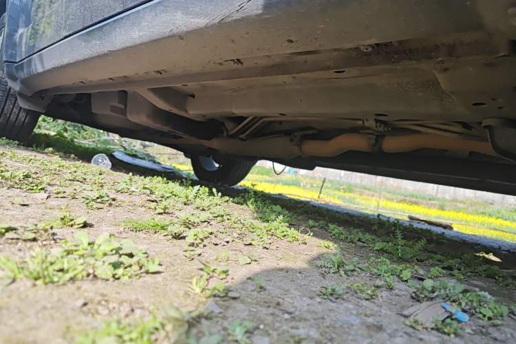Used Dodge Journey 2013 3.6L Four-Wheel Drive Flagship Edition Chassis Front Right