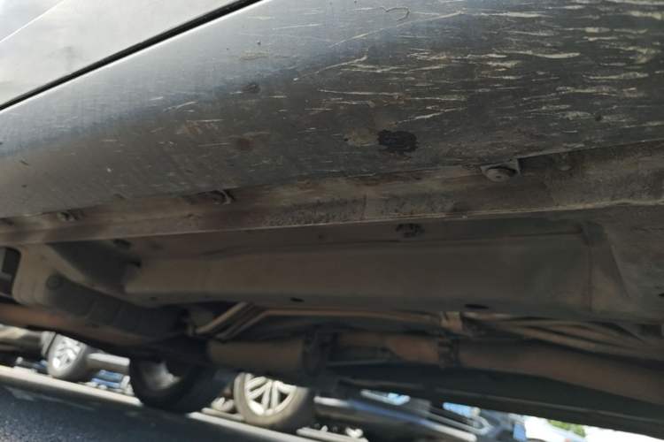 Used Dodge Journey 2013 2.4L Two-Wheel Drive Luxury Version Chassis Front Right