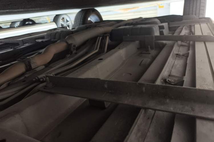 Used Dodge Journey 2013 3.6L Four-Wheel Drive Flagship Edition Chassis Front Right