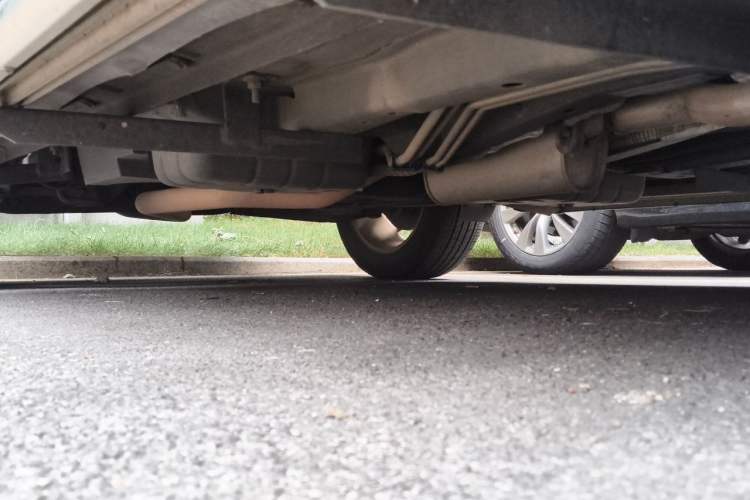 Used Dodge Journey 2013 2.4L Two-Wheel Drive Luxury Version Chassis Front Right